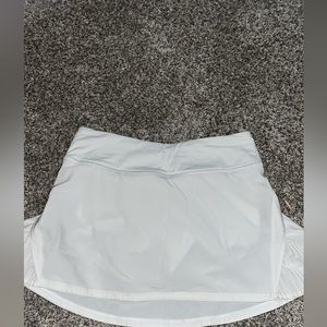 white lulu skirt size 4